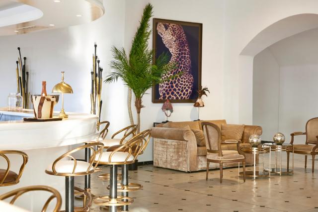 Bar v Caramel Grecotel Boutique Resort