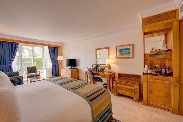 Crowne Plaza Resort