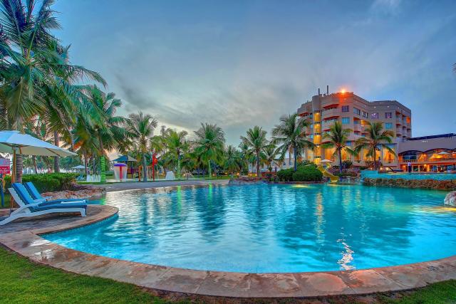 Crowne Plaza Resort