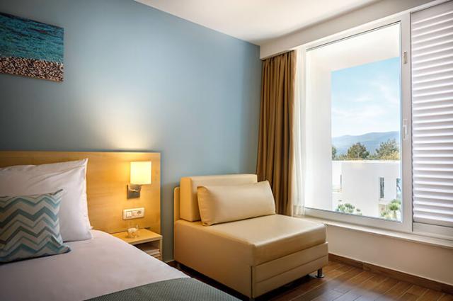 Dvojlôžková izba classic s prístelkou (park strana)