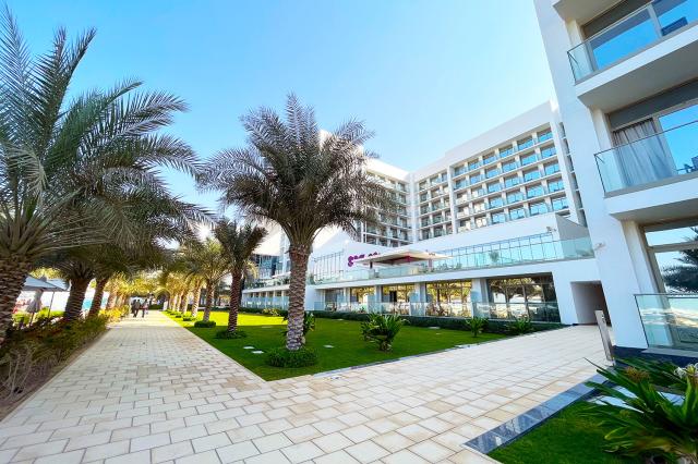 Areál hotela RIU Dubai