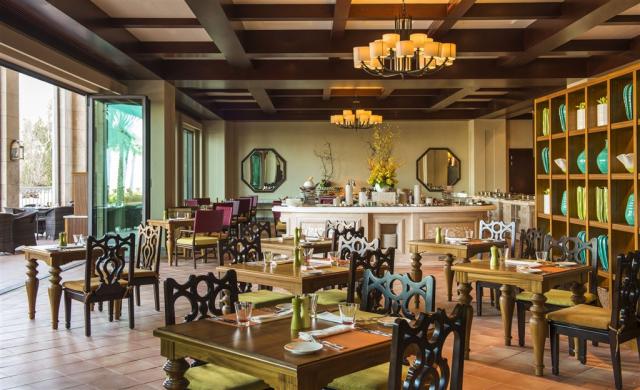 Hotel Ajman Saray - posedenie