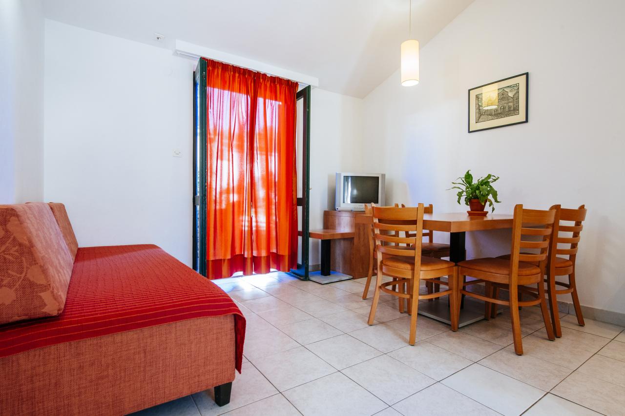 Zaton Holiday Resort ***