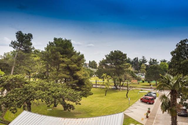 Dvojlôžková izba classic (hotel, balkón, park)