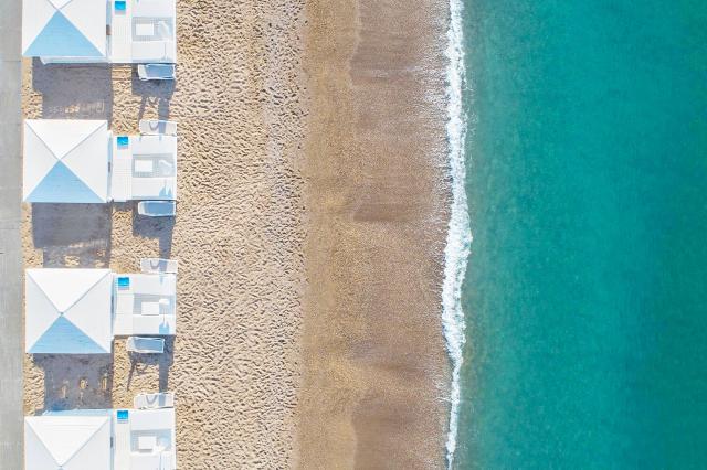 Pláž pri Titanic Beach Lara