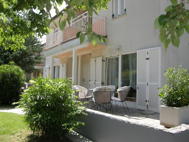 Vily Corinthia