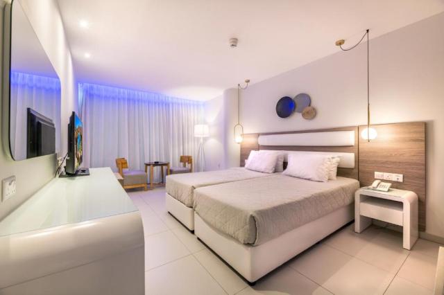 Penthouse izba s výhľadom na more