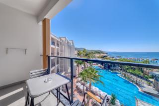 Seven Seas Palmeras Bay