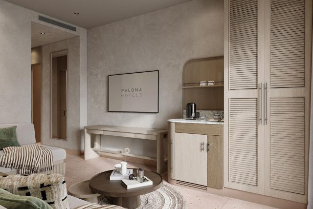 Family Suite, hlavná budova