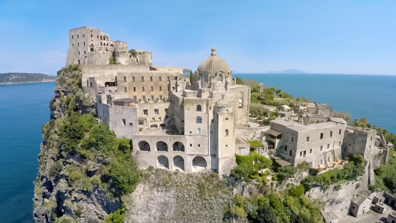 Ischia s pobytom v termálnych kúpeľoch