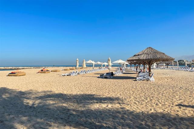 Pláž pri Hilton Resort & Spa Ras Al Khaimah