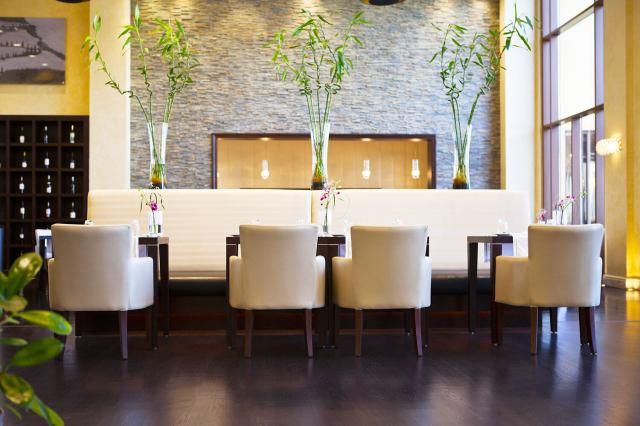 Bar v Hilton Resort & Spa Ras Al Khaimah