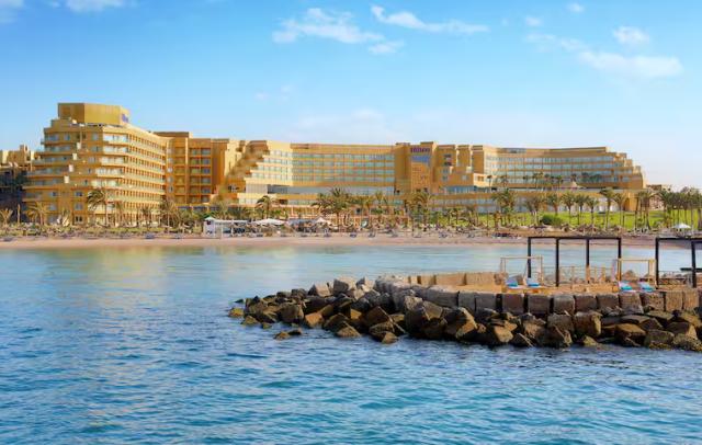 Hilton Plaza