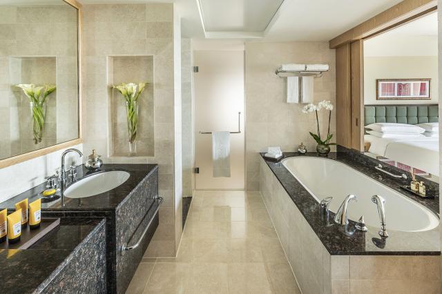 Kúpeľňa Shangri-La Barr Al Jissah Resort & Spa, Al Bandar