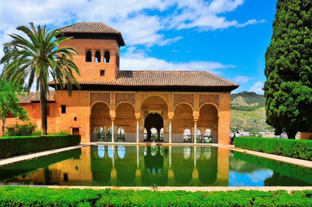 Alhambra, Granada, poznávací zájazd