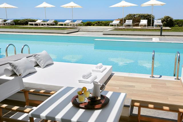 Izba v Grecotel Lux Me White Palace