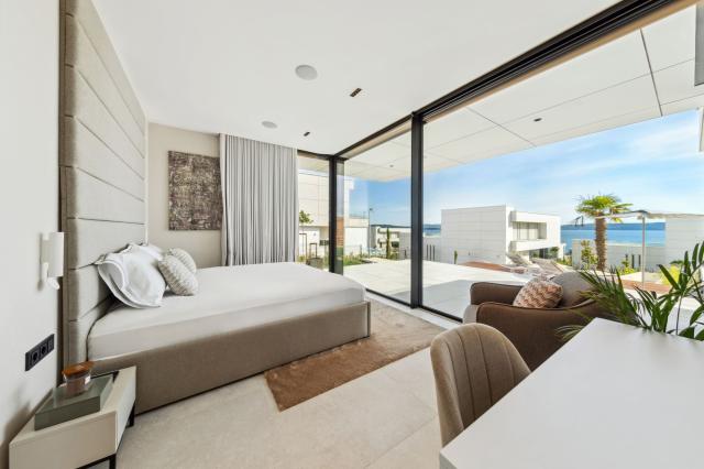 Grand Villa