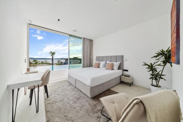 Signature Villa