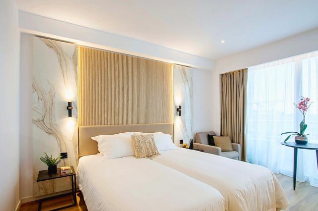 Cavo Maris Beach