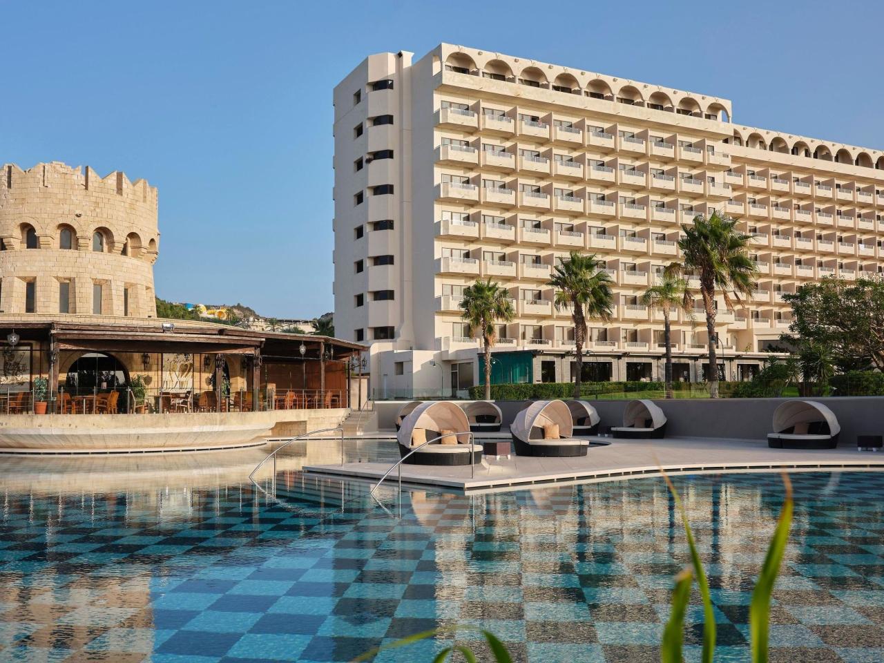 Esperos Palace