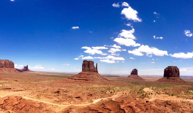 Monument Valley - Staneme sa jeho súčasťou