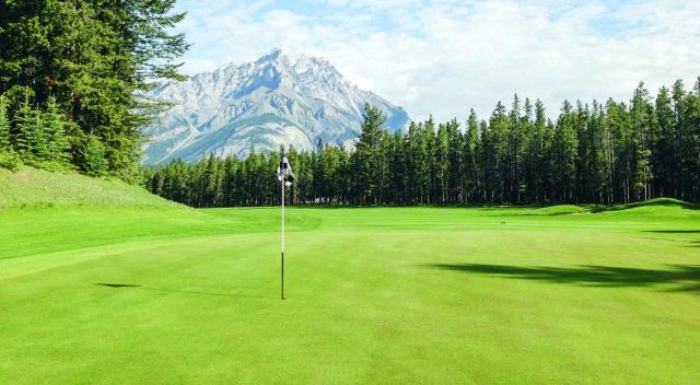 Golf v Skalistých horách má jednoznačne svoje čaro. V Banff Spr