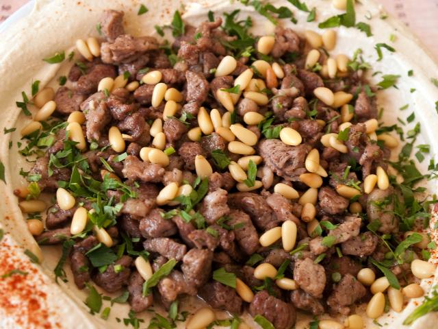 Beduínsky mansaf nám na jazyku vyčaruje orientálnu rozprávku. J