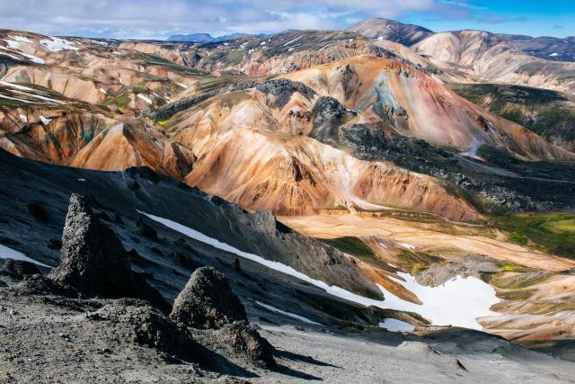 Isto už chápete prečo sa oblasť Landmannalaugar prezýva ako Dúh