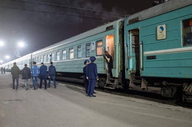 Jednu noc strávime v nočnom vlaku medzi Almaty a Šimkentom a uv