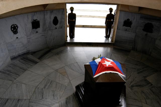 Hrobka José Martiho v Santiago de Cuba. Je to jeho najväčší pam