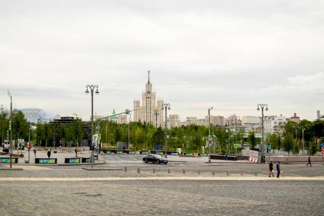 Pohľad na Moskovskú univerzitu. foto: Martin LIPINSKÝ – 
