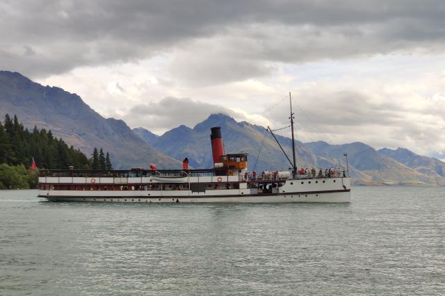 Queenstown je východiskovým miestom pre viaceré výlety a je cen