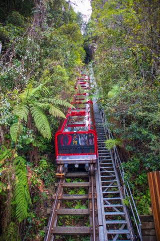Z tohto miesta sa presunieme k ďalšej atrakcii, Scenic world. T