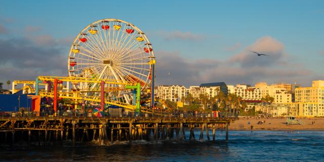 Los Angeles - Západ slnka na móle v Santa Monice