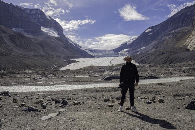 Najväčší ľadovec v Skalnatých horách Columbia Icefield, Athabas