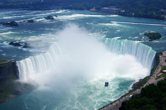 Niagara patrí medzi najkrajšie vodopády sveta. Presvedčte sa o 