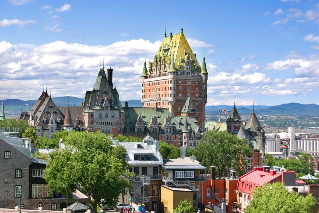 Najfotografovanejší hotel na svete, Chateau Fronteac je ústredn
