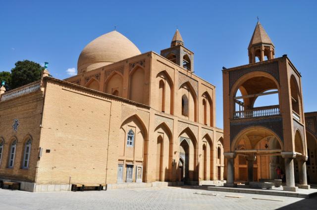 Arménska katedrála v centre starobylého Isfahánu? Irán je plný 