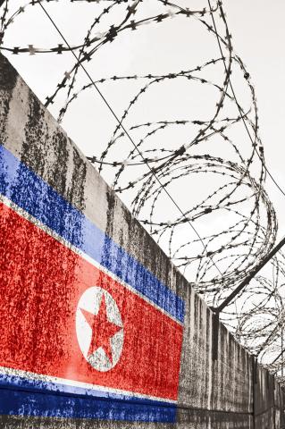 Pristúpime bližšie a dostaneme sa k až k plotu v Demilitarizova