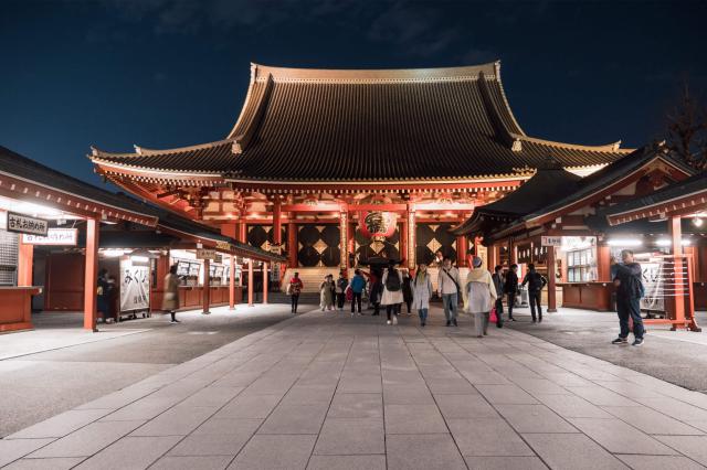 Najstarší budhistický chrám Sensoji v Tokiu.
foto : Martin ŠIMK