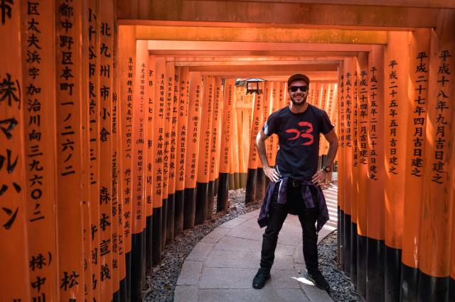 Japonsko je brána do iného sveta. Svätyňa Fushimi Inari.
foto :