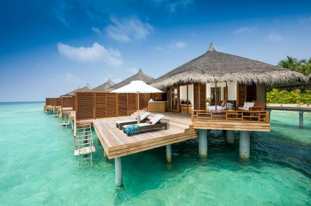 Takto vyzerá Water villa s vírivkou. foto: Kuramathi Maldives