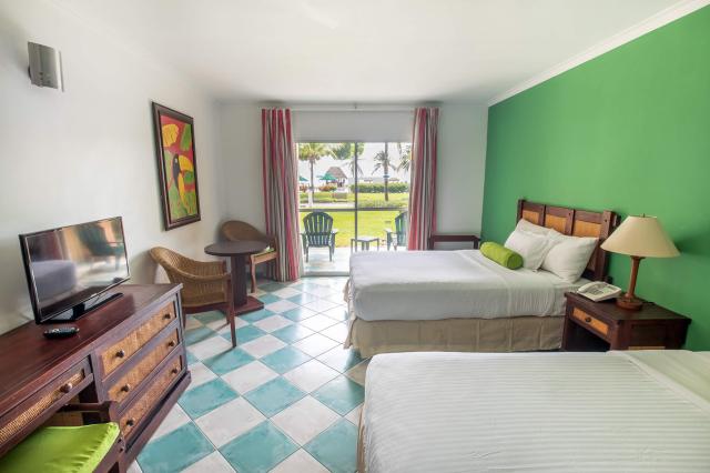 Hotel Royal Decameron má 852 izieb. V cene zájazdu je základný 