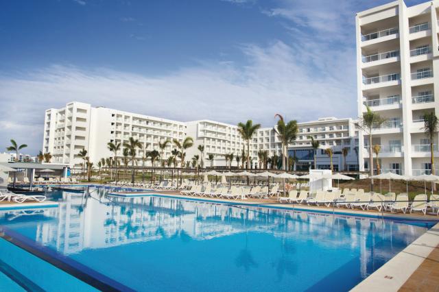 Plážový all inclusive 5-hviezdičkový RIU hotel splní očakávania