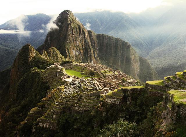 /uploads/usr/10898/peru/shutterstock_peru_machupichhu_161549252