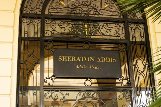 Grandiózny hotel s príchuťou Etiópie a skúsenosťami Sheratonu. 