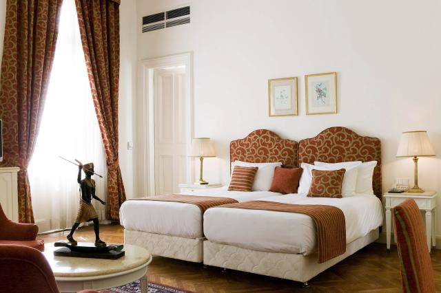 Naša izba v príplatkovom hoteli Sofitel Winter Palace v Luxore,