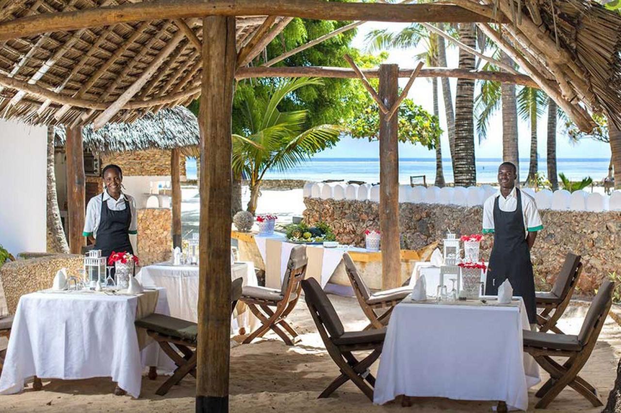 Diamonds Mapenzi Beach resort 4* - počas oddychu na pláži si vy