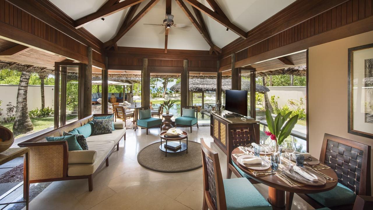 Úžasný luxusný hotelový rezort na ostrove Praslin. Necelých 15