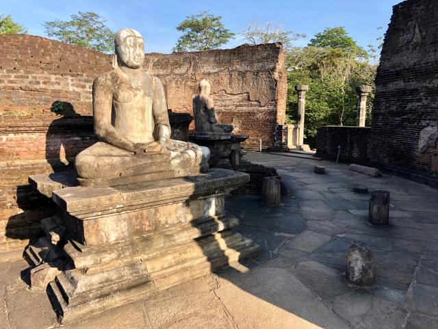 POLONNARUWA (UNESCO) bola druhým hlavným mestom Cejlónu a my si